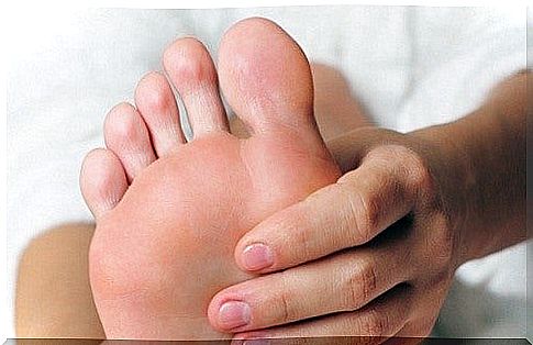 Person giving his foot massage - use baking soda