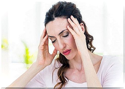 Woman with the migraines