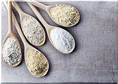 Different kinds of flour