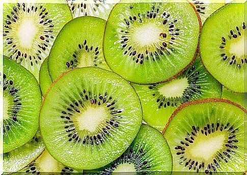 Kiwi slices